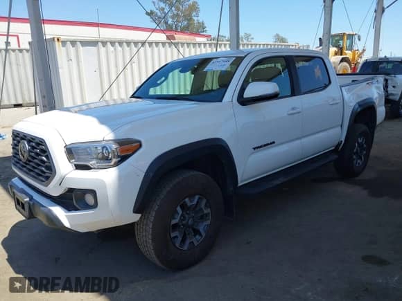 2021 Toyota Tacoma SR5 с VIN 5TFAZ5CN7MX112757, выставлен на аукционе IAAI как лот 42517988 с пробегом 39 885 миль миль и . История ставок и продаж доступна на DreamBid. Изображение 17.