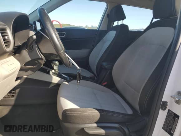 2021 Hyundai Venue SEL с VIN KMHRC8A37MU072667, выставлен на аукционе Copart как лот 75589524 с пробегом 77 979 миль миль и Списание • Salvage title. История ставок и продаж доступна на DreamBid. Изображение 7.