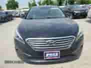 2017 Hyundai Sonata SE with VIN 5NPE24AF8HH523761, listed as a Copart auction lot 61910245 with 89,498 mi miles and Salvage title. Bid and sale history available at DreamBid. Image 5.