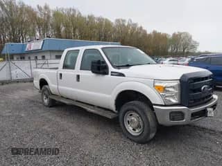 2014 Ford F-250 XL z VIN 1FT7W2B65EEA20538, wystawiony jako IAAI lot #39151680 z przebiegiem 104 106 mil mil oraz . Historia ofert i sprzedaży dostępna na DreamBid. Obrazek 1.