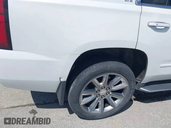 2016 Chevrolet Tahoe LTZ с VIN 1GNSKCKC5GR427148, выставлен на аукционе IAAI как лот 42280142 с пробегом 115 233 миль миль и . История ставок и продаж доступна на DreamBid. Изображение 17.