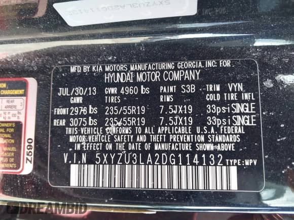 2013 Hyundai Santa Fe Sport with VIN 5XYZU3LA2DG114132, listed as a IAAI auction lot 39752661 with Not provided miles and . Bid and sale history available at DreamBid. Image 9.