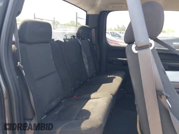 2011 Chevrolet Silverado 1500 LT z VIN 1GCRCSEA7BZ233349, wystawiony jako IAAI lot #42015179 z przebiegiem 324 992 mil mil oraz . Historia ofert i sprzedaży dostępna na DreamBid. Obrazek 8.