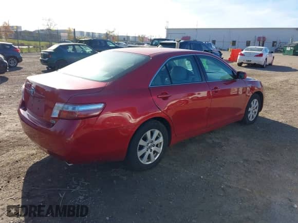 2007 Toyota Camry z VIN 4T1BB46K37U013858, wystawiony jako IAAI lot #43531080 z przebiegiem Nie podano mil oraz . Historia ofert i sprzedaży dostępna na DreamBid. Obrazek 4.