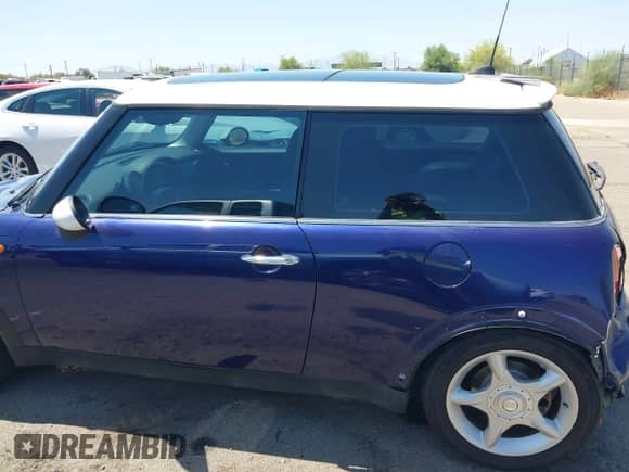 2005 MINI Hardtop с VIN WMWRC33455TJ66516, выставлен на аукционе IAAI как лот 42689294 с пробегом 224 262 миль миль и . История ставок и продаж доступна на DreamBid. Изображение 14.