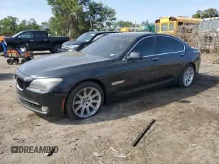2011 BMW 7 Series 750i xDrive с VIN WBAKC6C51BC395220, выставлен на аукционе Copart как лот 81702995 с пробегом 115 091 миль миль и Чистый • Clean title. История ставок и продаж доступна на DreamBid. Изображение 1.