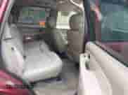 2002 Chevrolet Tahoe Z71 z VIN 1GNEK13Z92R321721, wystawiony jako IAAI lot #42179992 z przebiegiem 233 298 mil mil oraz . Historia ofert i sprzedaży dostępna na DreamBid. Obrazek 8.