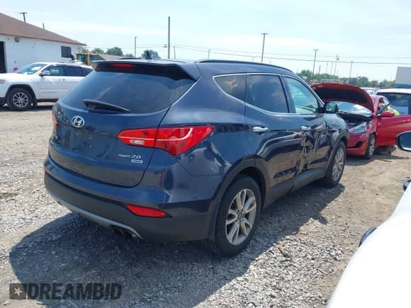2016 Hyundai Santa Fe with VIN 5XYZUDLA7GG357896, listed as a IAAI auction lot 42808592 with 50,159 mi miles and . Bid and sale history available at DreamBid. Image 4.