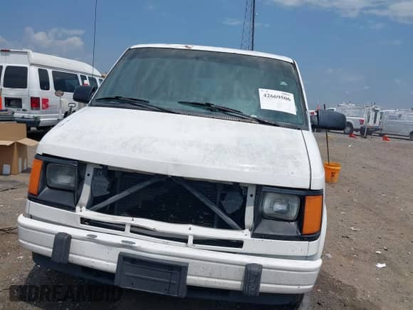 1994 Chevrolet Astro с VIN 1GCDM15Z6RB170240, выставлен на аукционе IAAI как лот 42669506 с пробегом 168 734 миль миль и . История ставок и продаж доступна на DreamBid. Изображение 13.