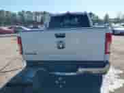 2020 Ram 1500 Big Horn z VIN 1C6RREBT3LN252583, wystawiony jako IAAI lot #41767035 z przebiegiem 218 563 mil mil oraz . Historia ofert i sprzedaży dostępna na DreamBid. Obrazek 16.