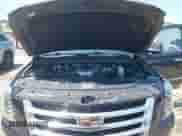 2017 Cadillac Escalade Premium Luxury z VIN 1GYS4CKJ6HR351341, wystawiony jako IAAI lot #42453288 z przebiegiem 162 798 mil mil oraz . Historia ofert i sprzedaży dostępna na DreamBid. Obrazek 10.