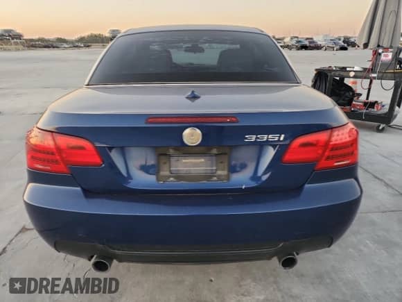 2011 BMW 3 Series 335i with VIN WBADX7C53BE580313, listed as a Copart auction lot 86806725 with 130,117 mi miles and Clean title. Bid and sale history available at DreamBid. Image 6.