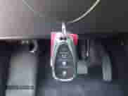 2023 Chevrolet Bolt EV 2LT z VIN 1G1FX6S03P4181953, wystawiony jako IAAI lot #43120257 z przebiegiem 72 923 mil mil oraz . Historia ofert i sprzedaży dostępna na DreamBid. Obrazek 11.