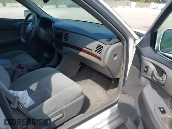 2005 Chevrolet Impala LS with VIN 2G1WH52K259251834, listed as a IAAI auction lot 43048840 with 179,386 mi miles and . Bid and sale history available at DreamBid. Image 5.