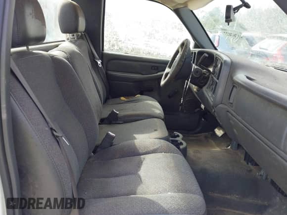 2005 GMC Sierra 1500 Work Truck z VIN 1GTEC14X25Z259554, wystawiony jako IAAI lot #41767027 z przebiegiem Nie podano mil oraz . Historia ofert i sprzedaży dostępna na DreamBid. Obrazek 5.