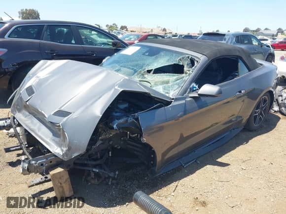 2021 Ford Mustang EcoBoost с VIN 1FATP8UH1M5123053, выставлен на аукционе IAAI как лот 42313559 с пробегом Не указан миль и . История ставок и продаж доступна на DreamBid. Изображение 17.