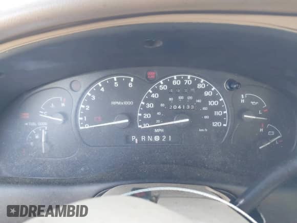 2000 Ford Explorer Eddie Bauer with VIN 1FMZU64EXYZC64768, listed as a IAAI auction lot 41787465 with 204,133 mi miles and . Bid and sale history available at DreamBid. Image 7.