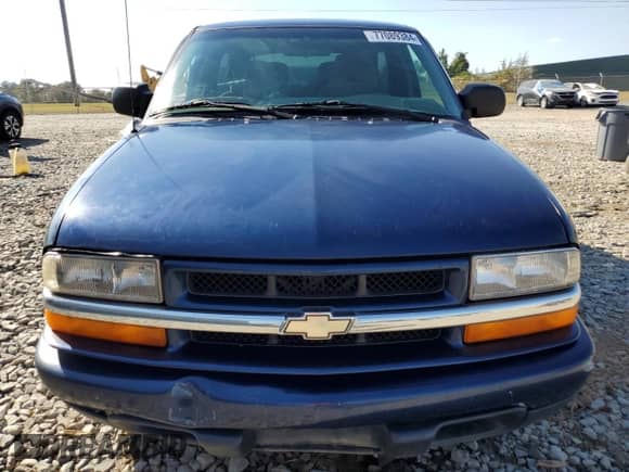 2000 Chevrolet Blazer LS с VIN 1GNCS18W0YK207971, выставлен на аукционе Copart как лот 77089384 с пробегом 135 250 миль миль и Списание • Salvage title. История ставок и продаж доступна на DreamBid. Изображение 5.