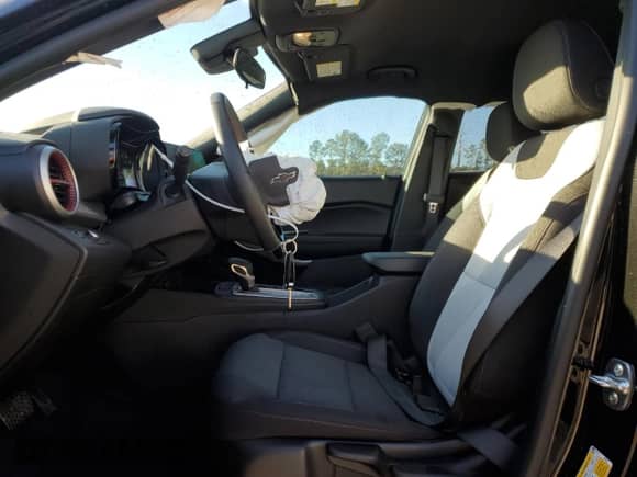 2025 Chevrolet Trax 1RS with VIN KL77LGEP0SC098885, listed as a Copart auction lot 84802314 with 1,367 mi miles and Salvage title. Bid and sale history available at DreamBid. Image 7.