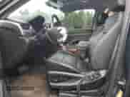2019 Chevrolet Suburban Premier с VIN 1GNSKJKJ0KR215401, выставлен на аукционе Copart как лот 43479535 с пробегом Не указан миль и Списание • Salvage title. История ставок и продаж доступна на DreamBid. Изображение 7.