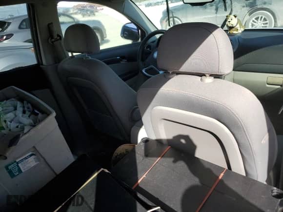 2008 Saturn VUE XR z VIN 3GSCL53718S665203, wystawiony jako Copart lot #75504524 z przebiegiem Nie podano mil oraz Szkoda całkowita • Salvage title. Historia ofert i sprzedaży dostępna na DreamBid. Obrazek 8.