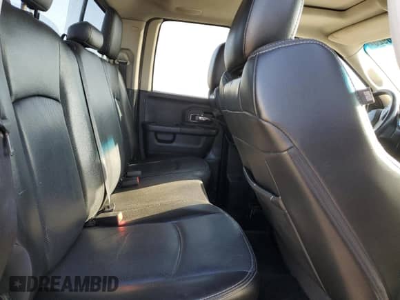 2014 Ram 1500 Laramie z VIN 1C6RR7JM3ES398766, wystawiony jako Copart lot #81518925 z przebiegiem 95 954 mil mil oraz Szkoda całkowita • Salvage title. Historia ofert i sprzedaży dostępna na DreamBid. Obrazek 10.