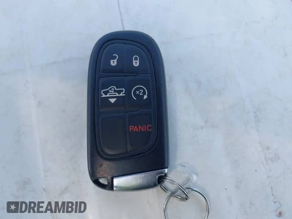 2015 Ram 1500 Laramie Limited z VIN 1C6RR7PT9FS660273, wystawiony jako IAAI lot #42440045 z przebiegiem 118 531 mil mil oraz . Historia ofert i sprzedaży dostępna na DreamBid. Obrazek 11.