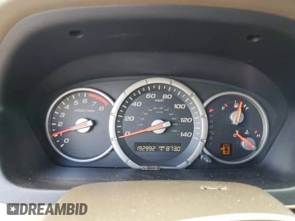 2006 Honda Pilot EX z VIN 5FNYF28456B014877, wystawiony jako Copart lot #70122615 z przebiegiem 192 992 mil mil oraz Czysty tytuł • Clean title. Historia ofert i sprzedaży dostępna na DreamBid. Obrazek 9.