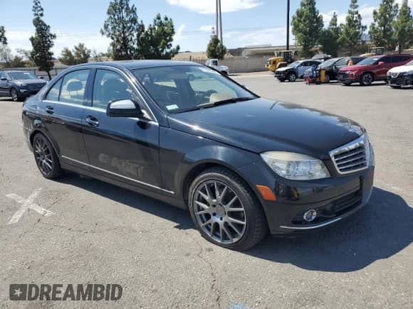 2008 Mercedes-Benz C 300 Sport z VIN WDDGF81X18F165996, wystawiony jako Copart lot #71278345 z przebiegiem 132 644 mil mil oraz Szkoda całkowita • Salvage title. Historia ofert i sprzedaży dostępna na DreamBid. Obrazek 4.