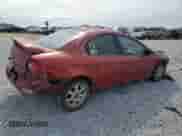 2005 Dodge Neon SXT z VIN 1B3ES56C15D115500, wystawiony jako Copart lot #69225834 z przebiegiem 197 784 mil mil oraz Szkoda całkowita • Salvage title. Historia ofert i sprzedaży dostępna na DreamBid. Obrazek 3.
