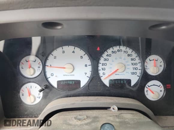 2004 Dodge 1500 ST z VIN 1D7HA18K04J166231, wystawiony jako Copart lot #59697275 z przebiegiem 224 983 mil mil oraz Szkoda całkowita • Salvage title. Historia ofert i sprzedaży dostępna na DreamBid. Obrazek 9.