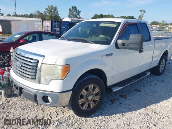 2010 Ford F-150 XL with VIN 1FTFX1CV3AFA43345, listed as a IAAI auction lot 43324903 with 202,785 mi miles and . Bid and sale history available at DreamBid. Image 2.