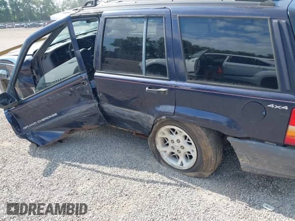 1998 Jeep Grand Cherokee Laredo с VIN 1J4GZ58S6WC269225, выставлен на аукционе IAAI как лот 42896922 с пробегом 190 716 миль миль и . История ставок и продаж доступна на DreamBid. Изображение 18.