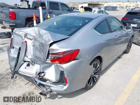 2017 Honda Accord EX-L with VIN 1HGCT1B83HA000207, listed as a IAAI auction lot 41941284 with 44,301 mi miles and . Bid and sale history available at DreamBid. Image 4.