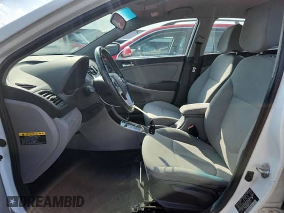 2014 Hyundai Accent SE с VIN KMHCU5AE8EU150782, выставлен на аукционе Copart как лот 71859785 с пробегом 78 219 миль миль и Списание • Salvage title. История ставок и продаж доступна на DreamBid. Изображение 7.