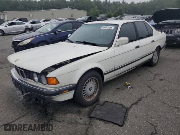 1988 BMW 7 Series с VIN WBAGB431XJ3208470, выставлен на аукционе Copart как лот 63241485 с пробегом 169 330 миль миль и Списание • Salvage title. История ставок и продаж доступна на DreamBid. Изображение 1.