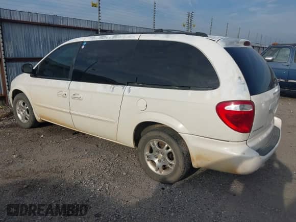 2003 Dodge Caravan Sport with VIN 2D4GP44LX3R246850, listed as a IAAI auction lot 42760134 with 233,474 mi miles and . Bid and sale history available at DreamBid. Image 3.