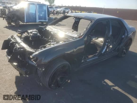 2014 Chrysler 300 SRT-8 с VIN 2C3CCAFJ1EH206137, выставлен на аукционе Copart как лот 64228645 с пробегом Не указан миль и На запчасти • Non repairable. История ставок и продаж доступна на DreamBid. Изображение 1.