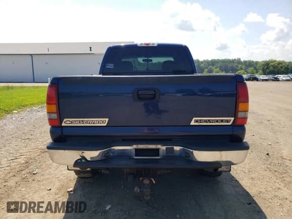 2002 Chevrolet Silverado 2500HD LT с VIN 1GCHK29132E134995, выставлен на аукционе Copart как лот 69037635 с пробегом 148 116 миль миль и Списание • Salvage title. История ставок и продаж доступна на DreamBid. Изображение 6.