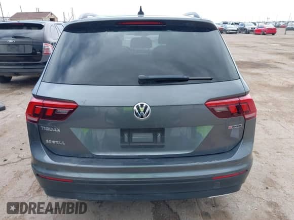2021 Volkswagen Tiguan S z VIN 3VV0B7AX0MM017433, wystawiony jako IAAI lot #42017125 z przebiegiem 54 624 mil mil oraz . Historia ofert i sprzedaży dostępna na DreamBid. Obrazek 17.