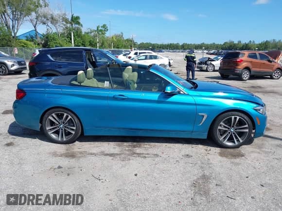 2020 BMW 4 Series 430i with VIN WBA4Z1C03L5R39849, listed as a IAAI auction lot 43349294 with 7,716 mi miles and . Bid and sale history available at DreamBid. Image 13.
