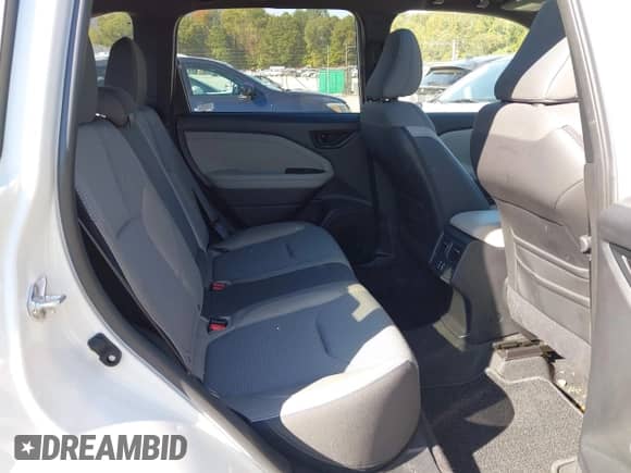 2025 Subaru Forester Premium z VIN JF2SLDDC3SH562282, wystawiony jako IAAI lot #43474098 z przebiegiem 10 590 mil mil oraz . Historia ofert i sprzedaży dostępna na DreamBid. Obrazek 8.