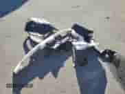 2002 Toyota Camry LE z VIN 4T1BE32K82U588621, wystawiony jako Copart lot #86985085 z przebiegiem 252 745 mil mil oraz Szkoda całkowita • Salvage title. Historia ofert i sprzedaży dostępna na DreamBid. Obrazek 12.