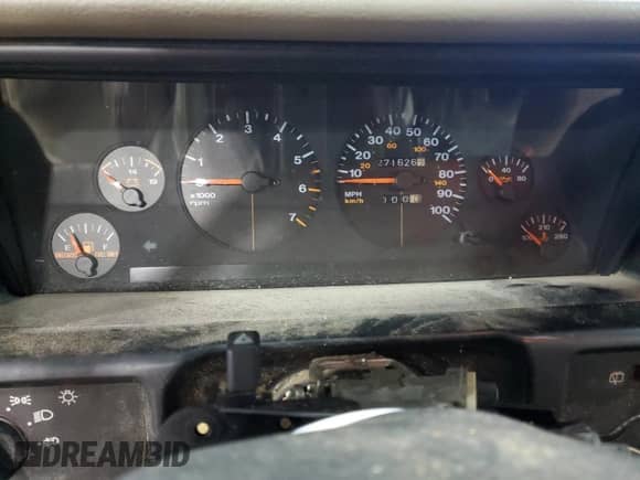 1995 Jeep Grand Cherokee Limited with VIN 1J4GZ78Y1SC516161, listed as a Copart auction lot 81288164 with 271,626 mi miles and Salvage title. Bid and sale history available at DreamBid. Image 9.