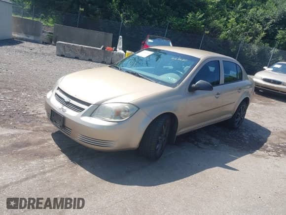 2005 Chevrolet Cobalt с VIN 1G1AK52F357667620, выставлен на аукционе IAAI как лот 42641461 с пробегом 127 816 миль миль и . История ставок и продаж доступна на DreamBid. Изображение 19.