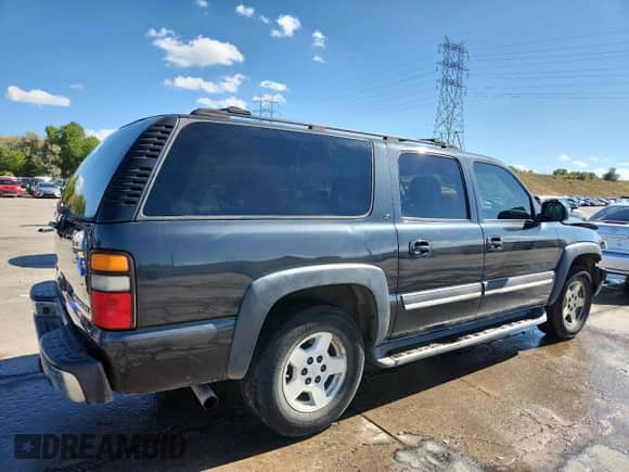 2005 Chevrolet Suburban Z71 с VIN 3GNFK16Z65G186542, выставлен на аукционе Copart как лот 81463155 с пробегом 202 468 миль миль и Списание • Salvage title. История ставок и продаж доступна на DreamBid. Изображение 3.