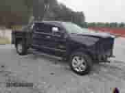 2017 Chevrolet Silverado 2500HD LTZ z VIN 1GC1KWEG8HF205663, wystawiony jako Copart lot #45593495 z przebiegiem 81 262 mil mil oraz Szkoda całkowita • Salvage title. Historia ofert i sprzedaży dostępna na DreamBid. Obrazek 4.