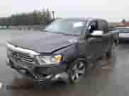 2024 Ram 1500 Laramie z VIN 1C6RREJT3RN219691, wystawiony jako IAAI lot #43541427 z przebiegiem 55 693 mil mil oraz . Historia ofert i sprzedaży dostępna na DreamBid. Obrazek 18.