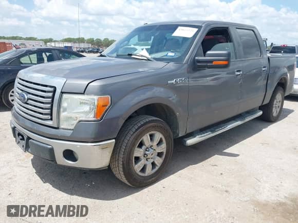 2011 Ford F-150 XL z VIN 1FTFW1CFXBKD37300, wystawiony jako IAAI lot #43023225 z przebiegiem 157 288 mil mil oraz . Historia ofert i sprzedaży dostępna na DreamBid. Obrazek 2.