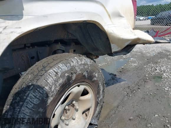 2021 Toyota Tacoma SR с VIN 3TYAX5GN7MT033552, выставлен на аукционе IAAI как лот 43068415 с пробегом 83 512 миль миль и . История ставок и продаж доступна на DreamBid. Изображение 20.